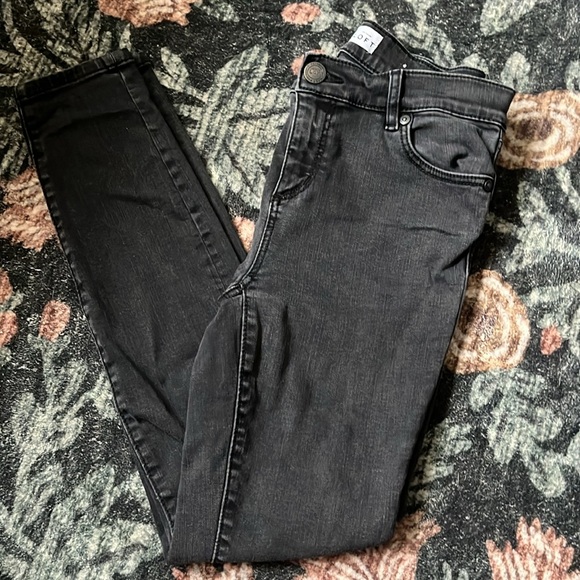 LOFT Petite Denim Leggings 26/2P - Picture 5 of 7